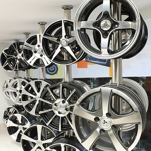 Custom Wheels and Rims in Middlesboro, KY